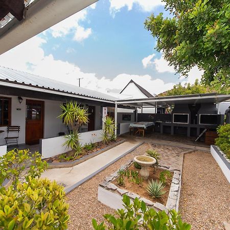 Kleinplasie Guesthouse Springbok Exterior photo
