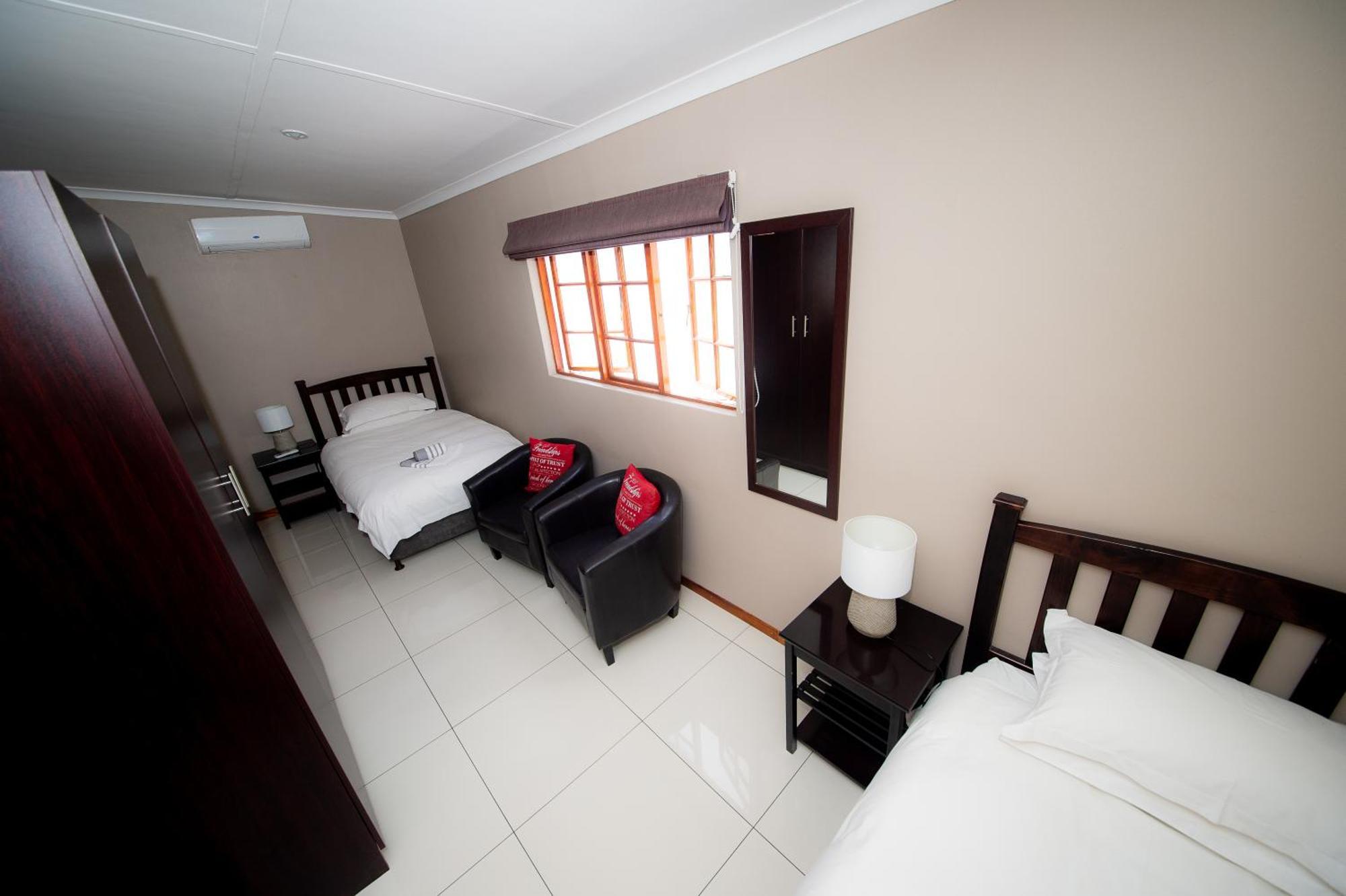 Kleinplasie Guesthouse Springbok Exterior photo